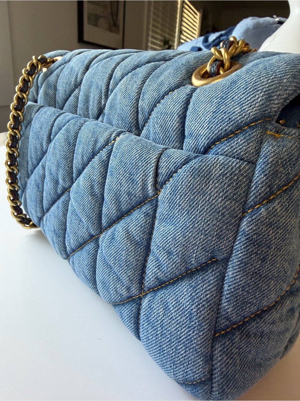 Coach Tabby 26 Quilted Denim shoulder bag. Good C hardware. - Picture 5 of 14